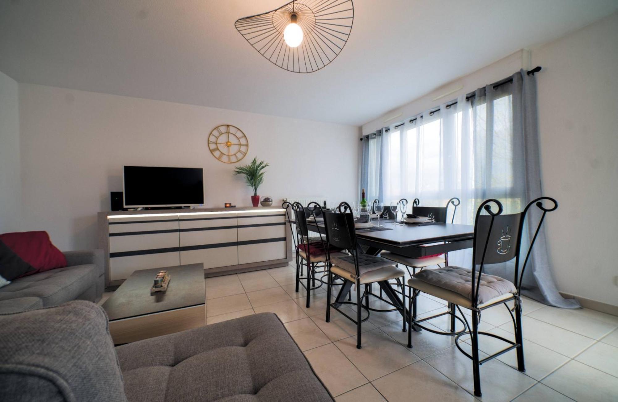 Appartement Lumineux, 80M², Proche Des Vosges ตานน์ ภายนอก รูปภาพ